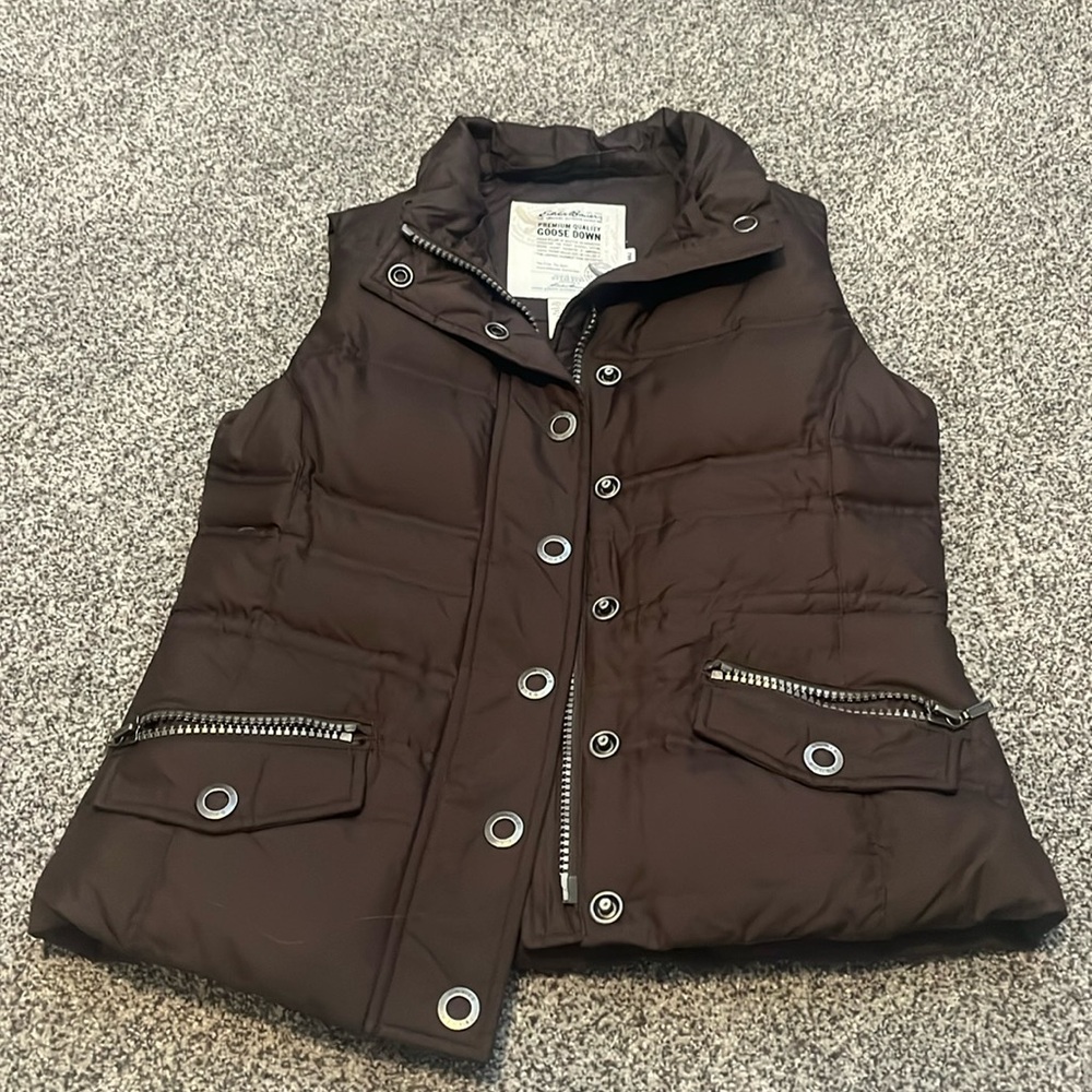 brown puffer vest, Barley worn, size XS